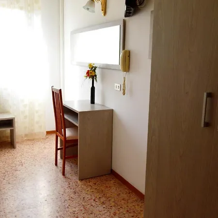 In Guest - New Cirene Big Quadruple 4 People With Half Package *