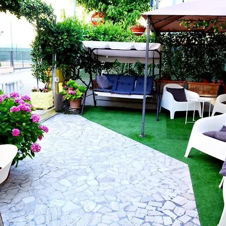 In Guest - New Cirene Big Quadruple 4 People With Half Package Maison d'hôtes *