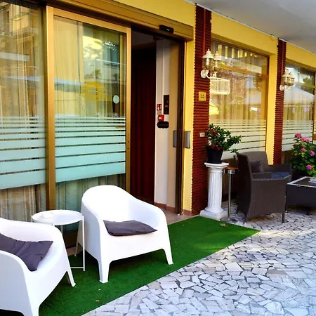 Maison d'hôtes In Guest - New Cirene Big Quadruple 4 People With Half Package Rimini