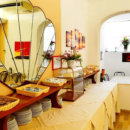 In Guest - New Cirene Big Quadruple 4 People With Half Package *