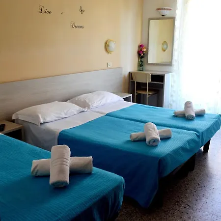 In Guest - New Cirene Big Quadruple 4 People With Half Package *